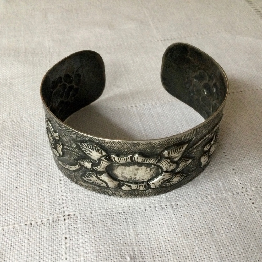 Antique Arts & Crafts Movement Silver Cuff-Repousse Floral Design - Early 1900s